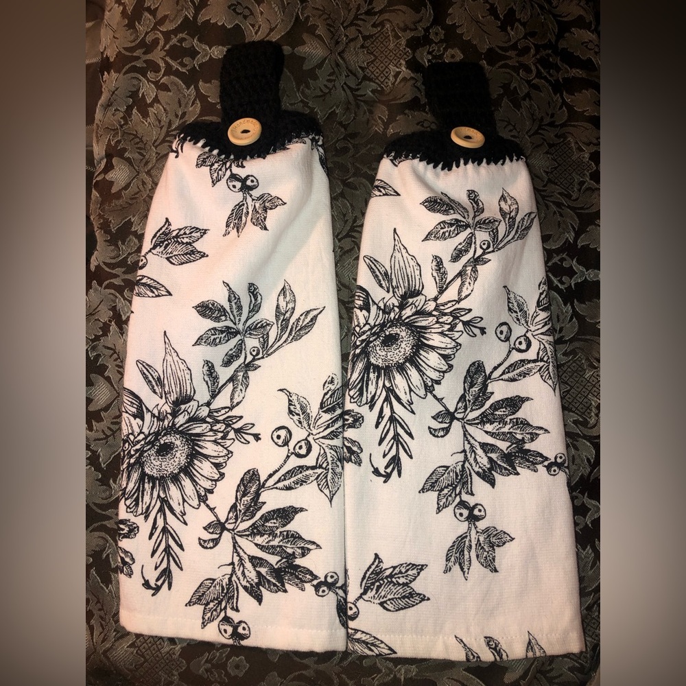 Flowers Crochet Hanging Towel Set